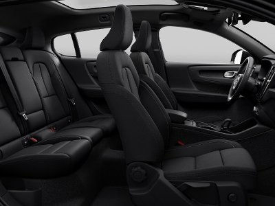 VOLVO C40